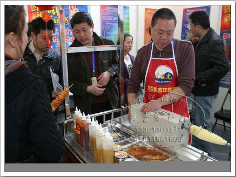 美吉龍旋轉(zhuǎn)薯塔機加盟品牌效果展示