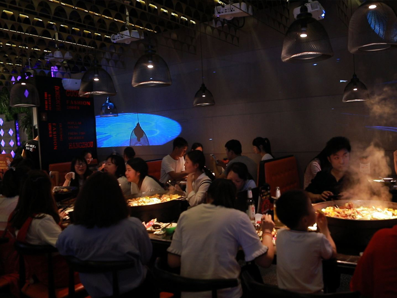 小嘴65度C美蛙魚(yú)頭火鍋