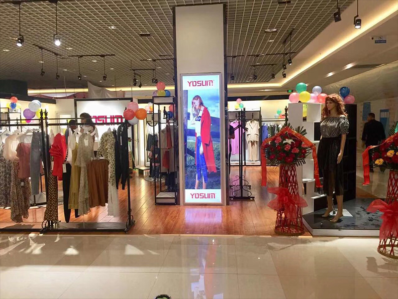 yosum時(shí)尚女裝加盟店新開業(yè)