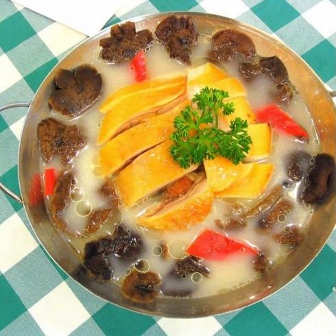活雞館鐵鍋雞