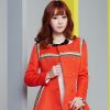 酷庫女裝產(chǎn)品-橘紅色中長(zhǎng)款長(zhǎng)袖OL圓領(lǐng)外套