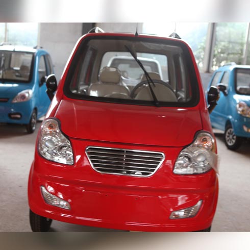 啟晨四輪電動車產品-紅色款全封閉四輪電動車