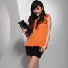 威姬兒斯女裝產(chǎn)品-無(wú)袖雪紡衫窄腳短裙