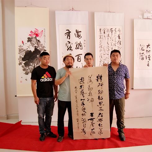 坤寶軒作品義賣(mài)