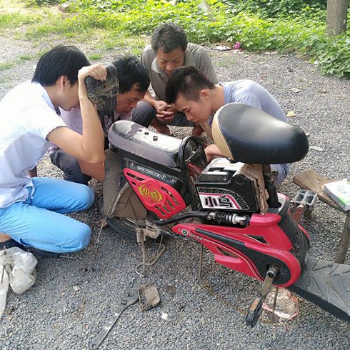 電瓶修復現場教學