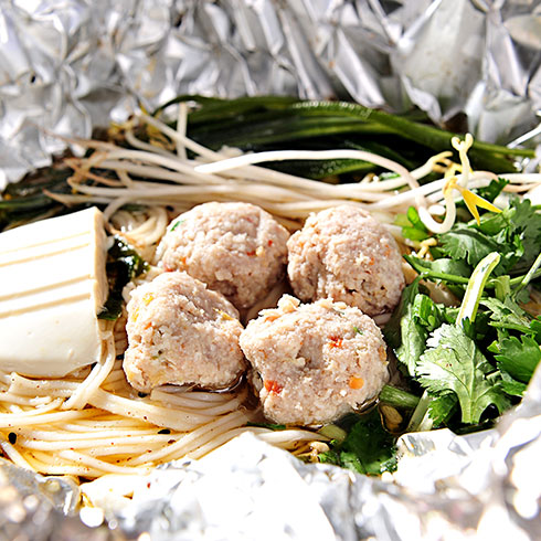 小粉哥花甲米線(xiàn)-清湯丸子米線(xiàn)