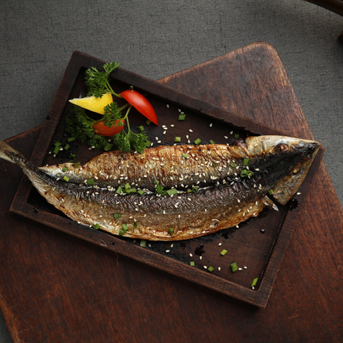 硬貨海鮮飯-日式鹽煎秋刀魚(yú)