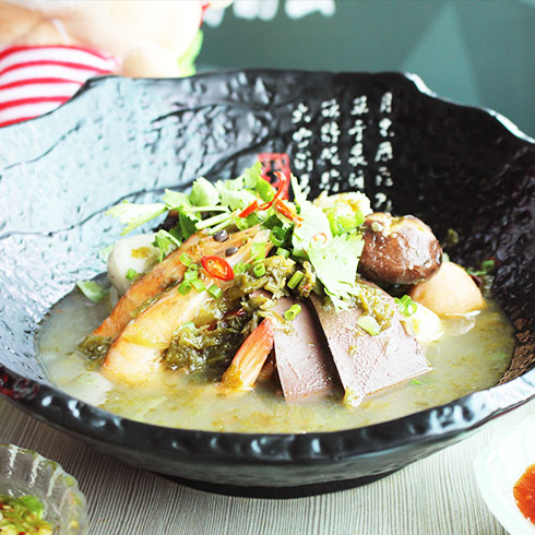 簋魚(yú)鍋啵啵魚(yú)快餐-老壇酸菜冒菜