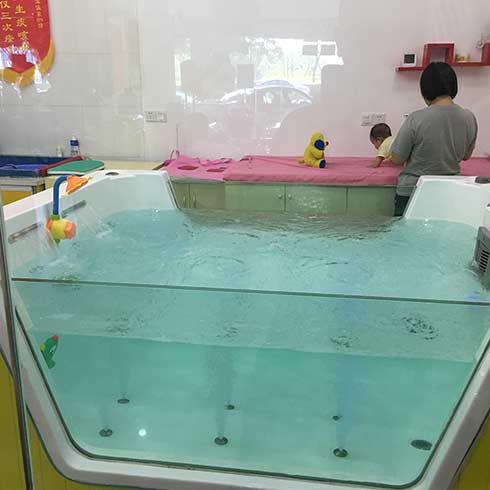 潤澤萊娜母嬰護理中心-幼兒單人泳池