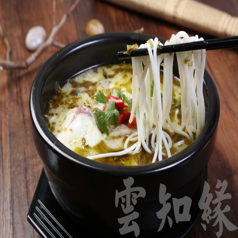 云知緣過(guò)橋米線-酸菜魚米線